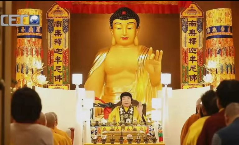 南无第三世多杰羌佛说法：为一个西方人提问说法
