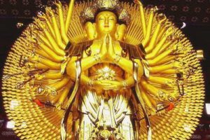 大悲观世音菩萨神咒 向观世音菩萨祈求大悲水，治愈妻女恶疾｜极圣佛教网